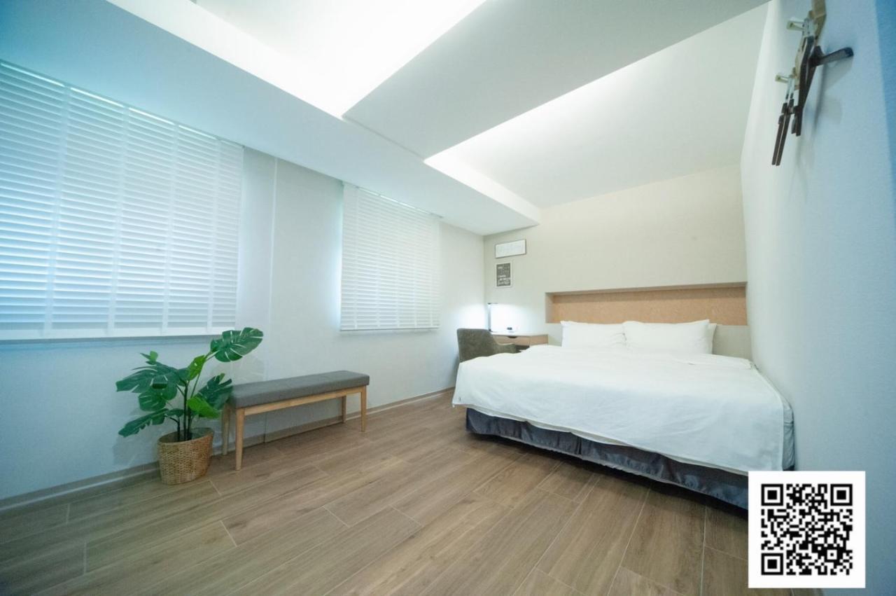 虎尾小9窩-採自助式入住 Bed and Breakfast Huwei Exteriör bild