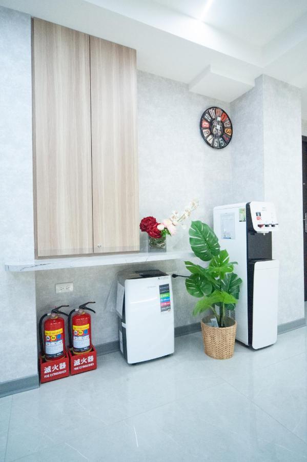 虎尾小9窩-採自助式入住 Bed and Breakfast Huwei Exteriör bild